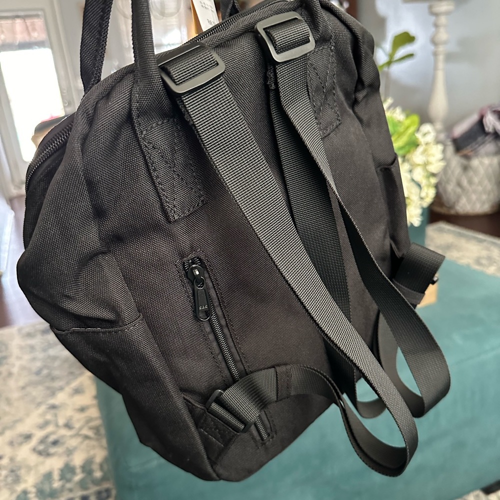 Hotstyle mini backpack - Picture 2 of 2